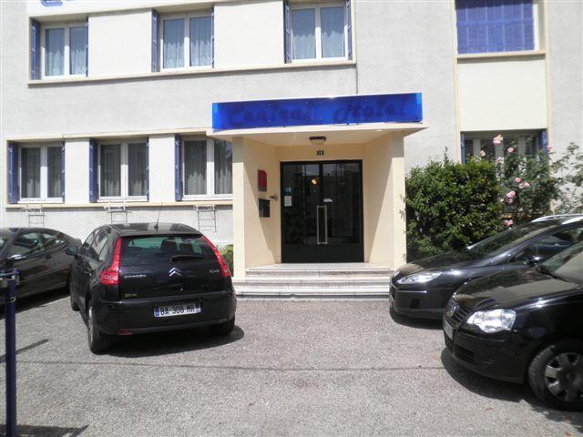 Central Hotel Saint-Priest  Exterior photo